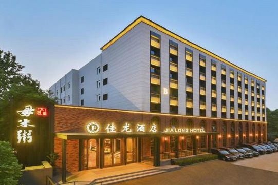 廚房設備維修保養,油煙管道清洗,大型油煙機清洗,煙道清洗,廚房清洗,油煙凈化器改造安裝